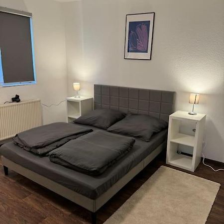 Townhouse Fuer 10 Personen Mit Garten Esslingen am Neckar Buitenkant foto