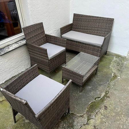 Townhouse Fuer 10 Personen Mit Garten Esslingen am Neckar Buitenkant foto