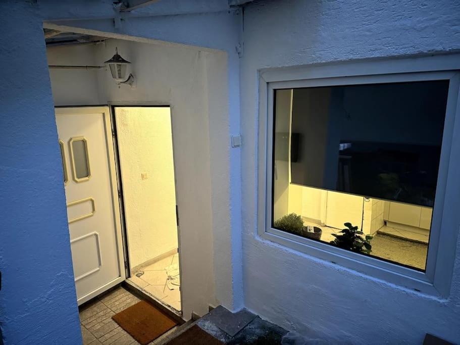 Townhouse Fuer 10 Personen Mit Garten Esslingen am Neckar Buitenkant foto
