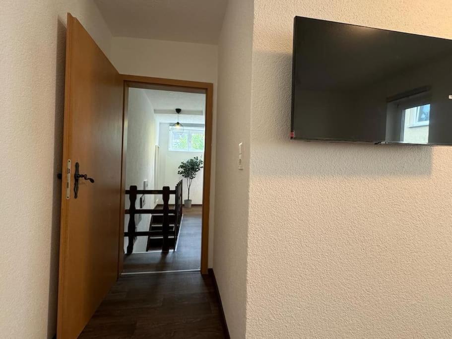 Townhouse Fuer 10 Personen Mit Garten Esslingen am Neckar Buitenkant foto